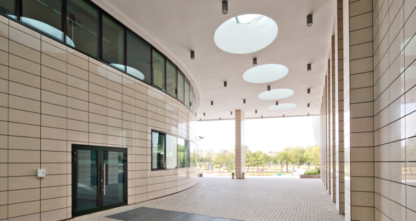 TECHNICKÁ UNIVERZITA V RZESZOWE