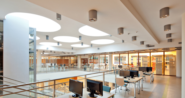 TECHNICKÁ UNIVERZITA V RZESZOWE